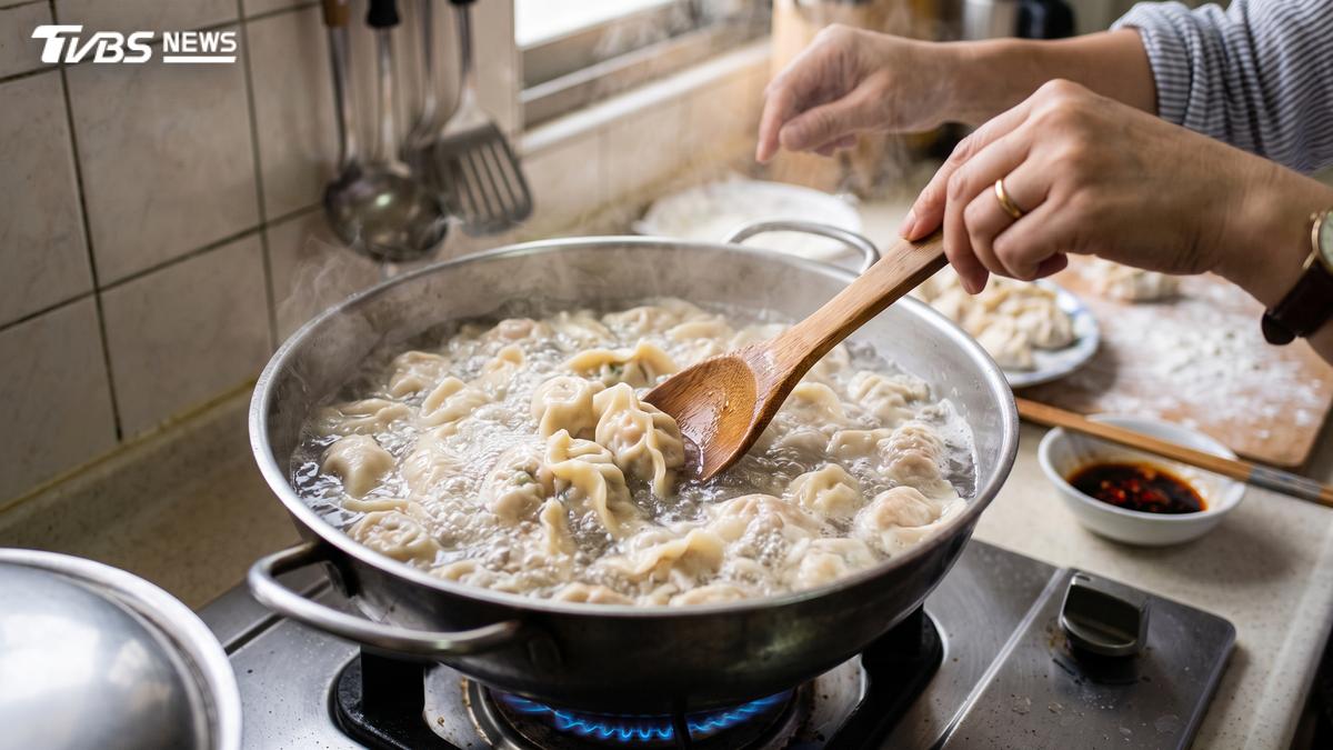 自己煮較健康?醫曝「極簡自煮」陷阱:比外食還缺營養