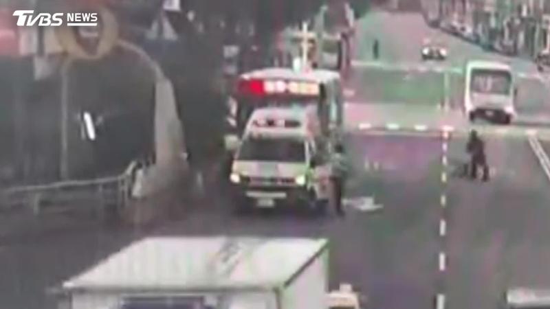 乘客猝死公車上,事發過後3天才被發現。(圖/TVBS)