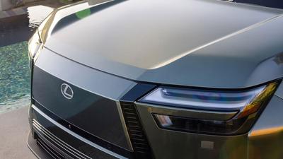 Lexus TZ600e悄現身!4國商標申請曝 外媒揭馬力上看456匹