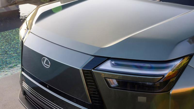 TZ600e商標多國曝光,三排座純電旗艦還有更強版本。(圖/Lexus提供)