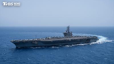 美軍機降落航艦瞬間出事!2飛行員緊急彈射逃生 4水兵受傷