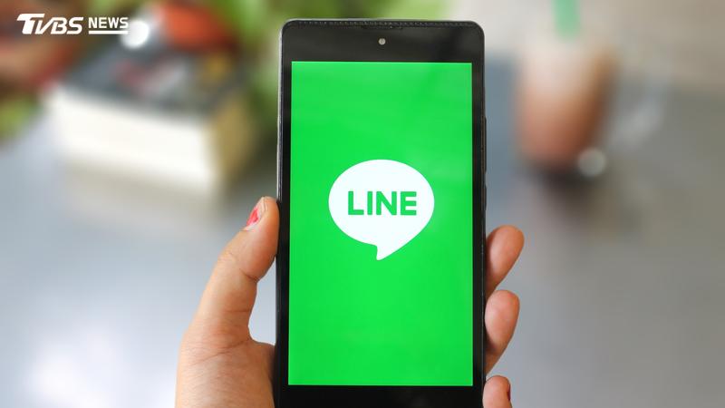 LINE近期推出「編輯訊息」功能。(圖/Shutterstock達志影像)