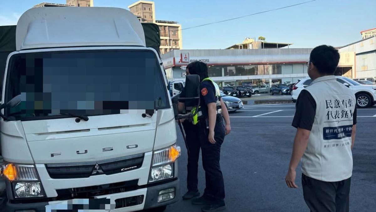 小貨車仍發動中…拍窗喊叫都無用 苗栗男駕駛趴方向盤死亡