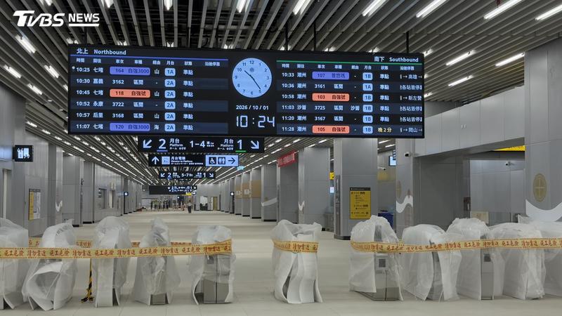 台南鐵路地下化通車倒數,最新面貌開箱。(圖/陳昫蓁攝)