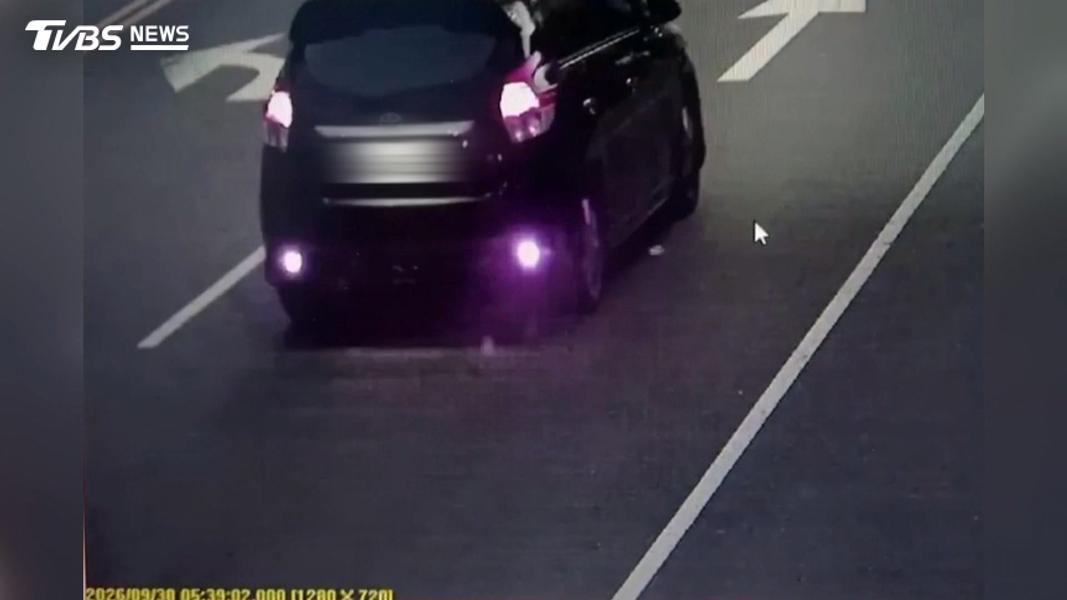 高雄車行驚傳命案,22歲男遭毆斃塞後車廂,凶嫌載屍奔台東才自首。(圖/TVBS)