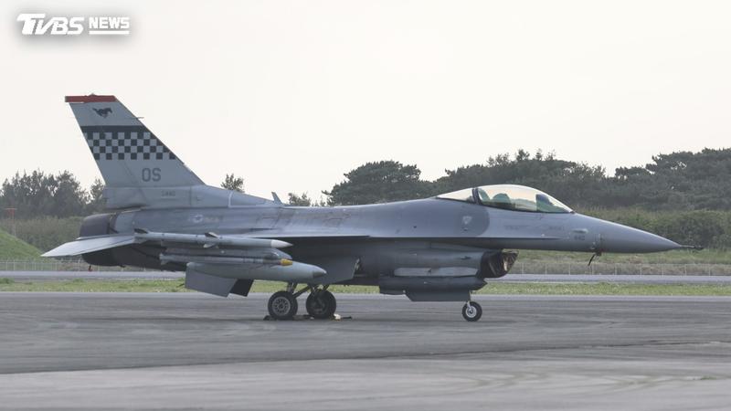 台灣對美軍購66架F-16V(blk70)戰機,預計台北時間2日飛抵台東空軍志航基地。(資料照/達志影像美聯社)