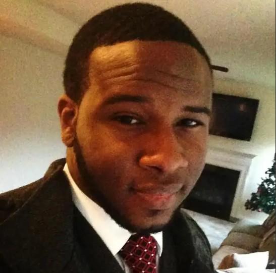 26歲非裔男子聖露西亞籍會計師瓊斯（圖／翻攝自Facebook@Botham Shem Jean）