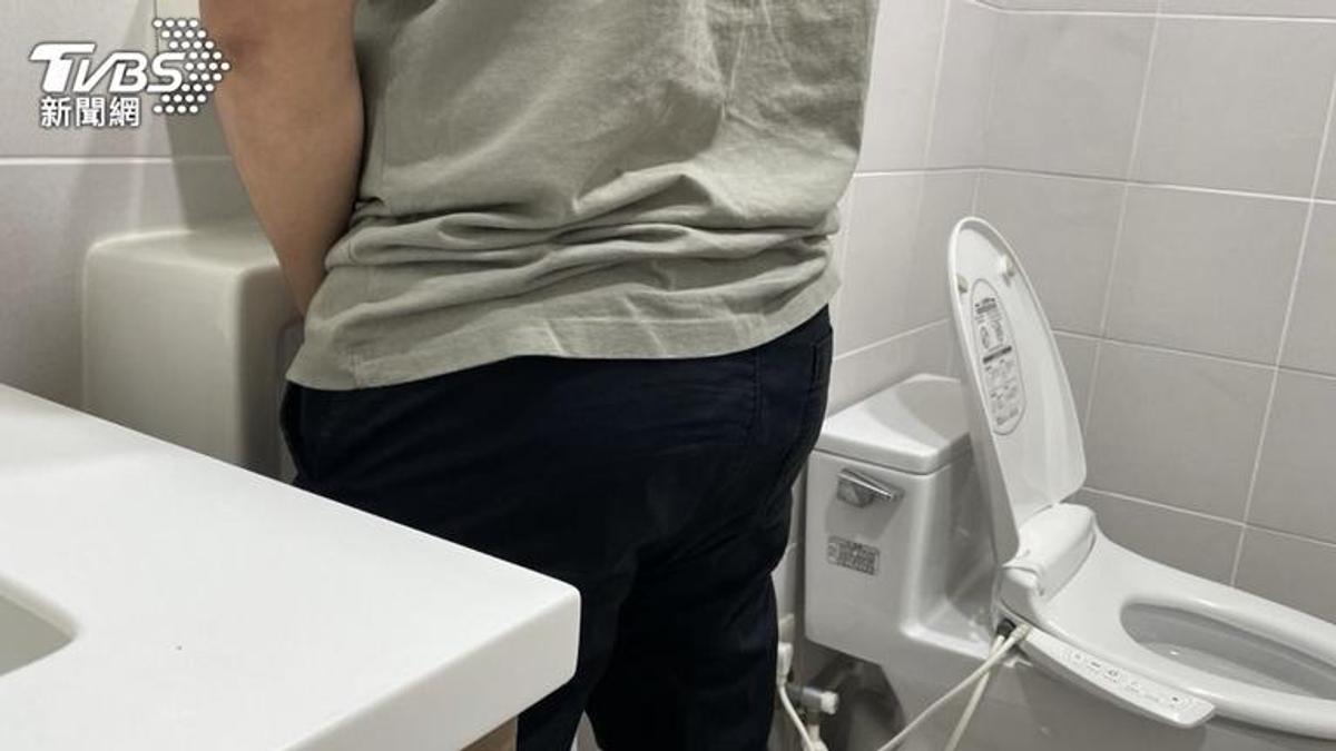 切出「雞蛋大腫瘤」!晨泳好手劇痛四奔急診 醫揭熟齡男攝護腺癌危機