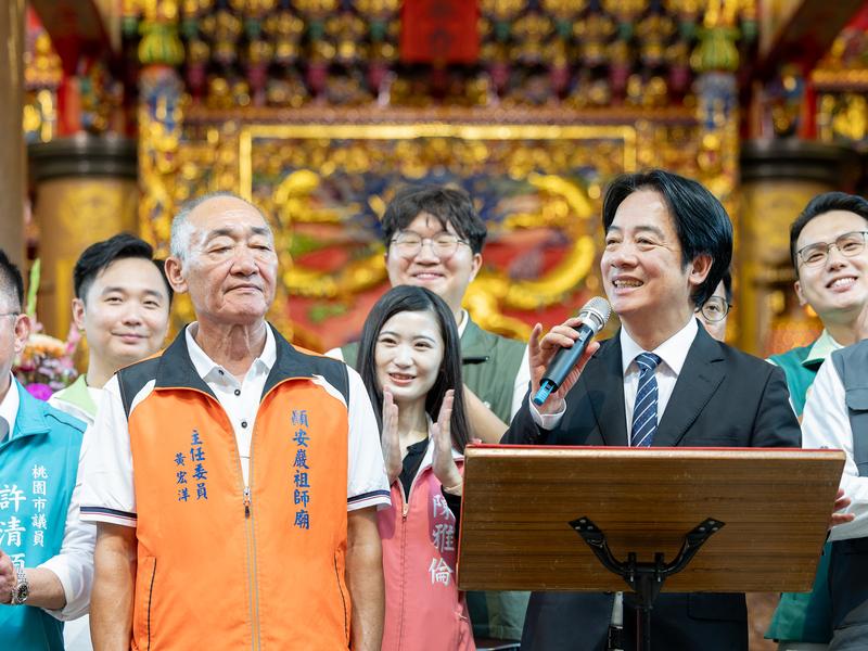 總統賴清德2日赴桃園幫民進黨桃園市長參選人黃世杰站台。(圖/總統府提供)
