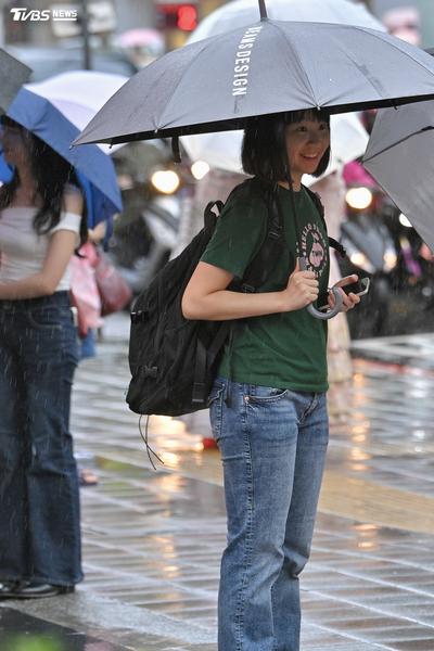 天氣/恐有雙颱接力!「小熊」生成 國慶連假天氣出爐