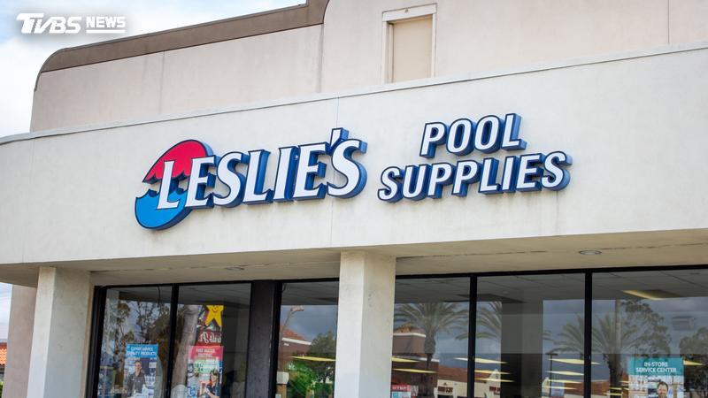 美國知名泳池及水療護理零售巨頭Leslie’s,週三正式向德州南區美國破產法院聲請第11章破產保護。(示意圖/shutterstock達志影像)