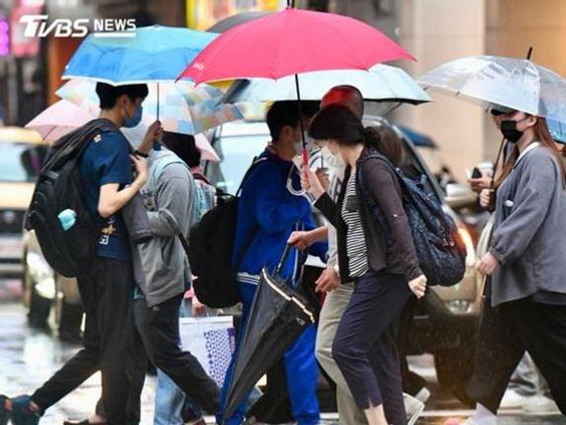 今明東北季風增強,北、東恐出現有較大雨勢。(圖/TVBS資料畫面)