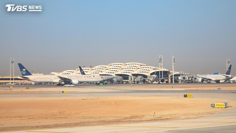 葉門叛軍表示,哈立德國王國際機場、拉比格的沙烏地阿美石油公司煉油廠都是軍事目標。(示意圖/shutterstock達志影像)