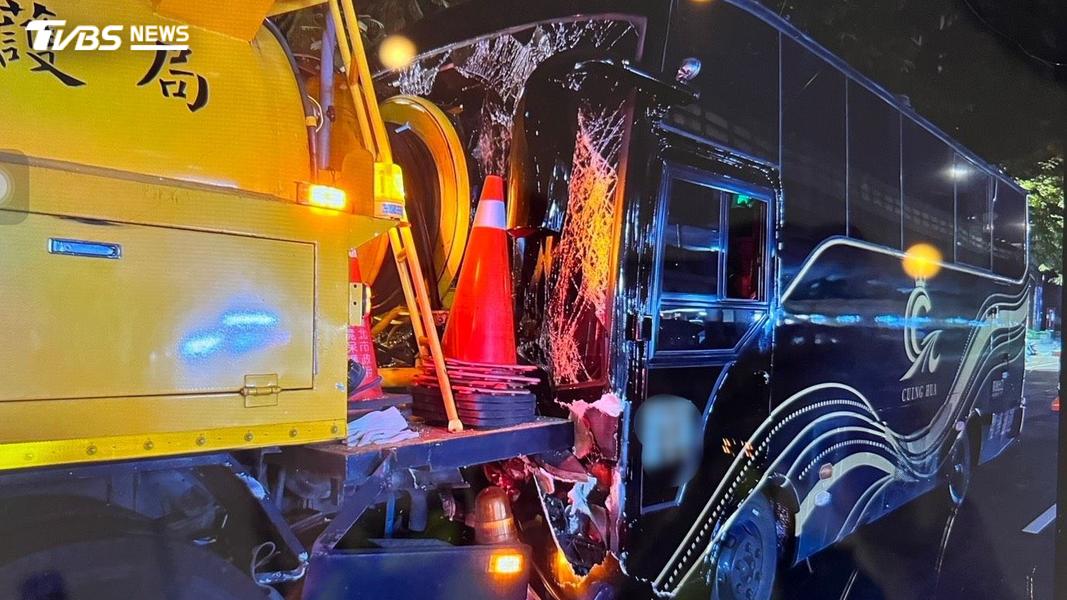 建國北路車禍-北市建國北路車禍-北市車禍-環保局灑水車-遊覽車追撞