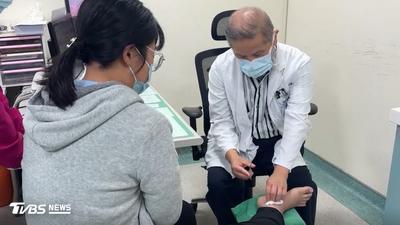 妙齡女腳踝遭排氣管燙傷焦黑壞死 「頭皮植皮」隱密不見疤