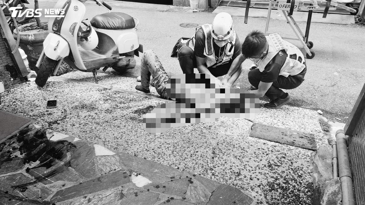 花蓮黑幫當街砍人!男被開山刀狂砍鮮血流滿地 警遭質疑草率辦案