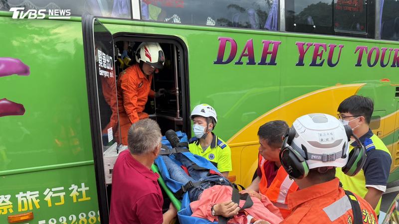 竹科車禍-竹科交通車-竹科遊覽車-車禍送醫-竹科車禍送醫