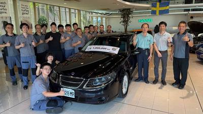 20年狂跑百萬公里!車主翻新Saab老車「續寫故事」 網喊催淚
