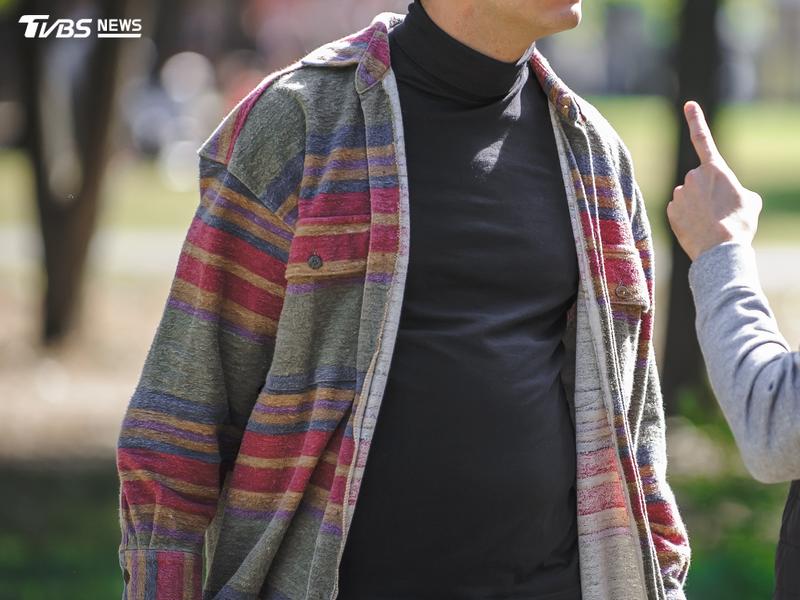 苗栗一名男子懷疑妻子偷吃國中同學,竟將對方毆打致死。(示意圖,非當事人/Shutterstock達志影像)