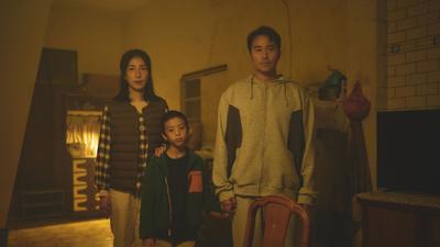 Netflix《消失的裂痕》結局解析 張孝全、楊謹華「雙重身分」演技炸裂