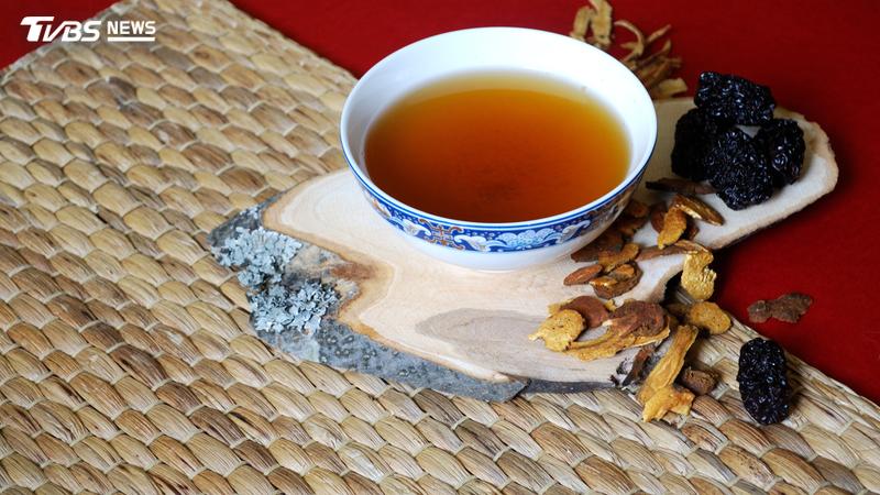 中醫師分享暖鼻最佳茶湯。(示意圖/Shutterstock達志影像)
