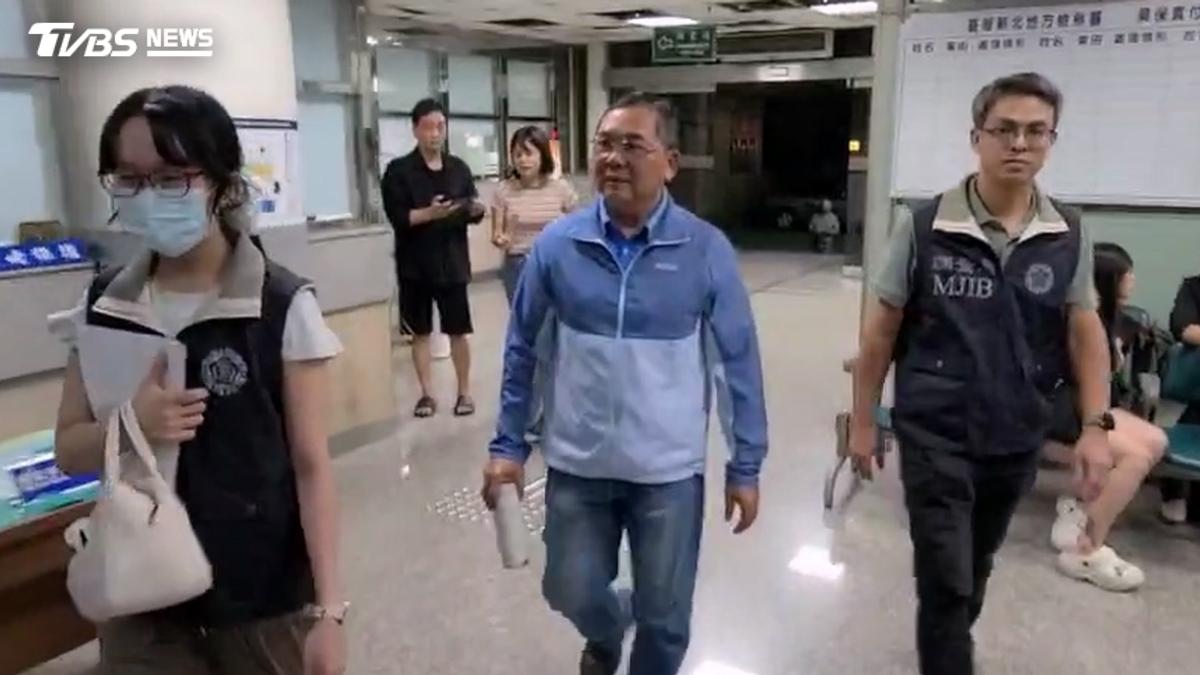 六連霸止步?涉發關廟麵賄選 新北議員黃永昌聲押禁見、妻兒交保