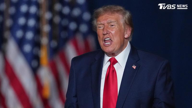 川普計畫將「川普國際高爾夫俱樂部」(Trump International Golf Club)部分土地規劃為永久性的總統度假設施(圖/達志影像美聯社)