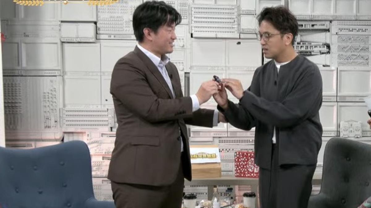 沈伯洋登三立節目 陳柏惟暖送「必勝御守」:希望成功前進市府