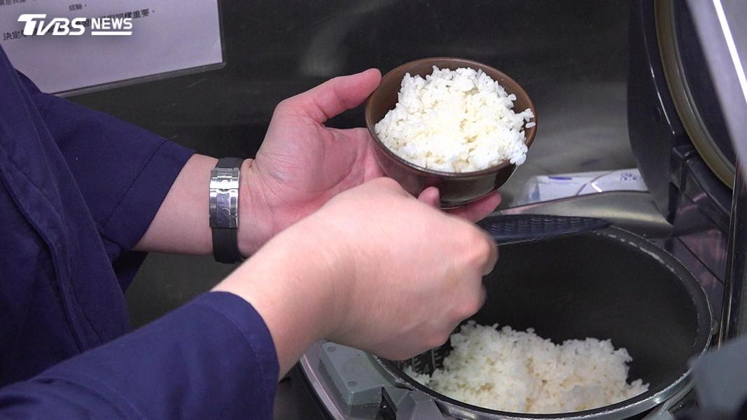 白飯是空熱量?專家破解精緻澱粉迷思 控血糖先看這兩項指標!(圖/TVBS)