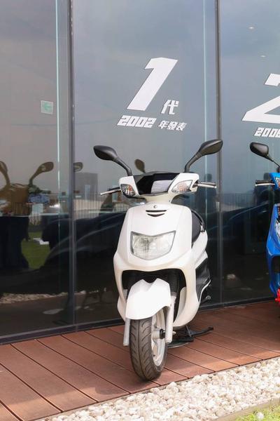 七八年級夢幻神車!網揭當年買勁戰「3原因」 嘆:現在剩執念