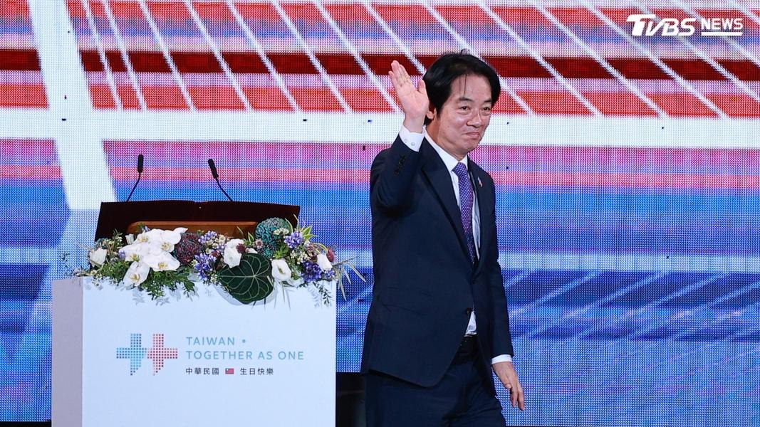 今年國慶晚會首度在新北舉辦「世界的舞台,齊聚台灣」,今(9)日晚間在板橋第一運動場登場。(圖/黃城碩攝)