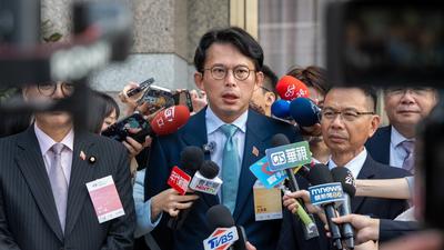 鄭麗文沒來!黃國昌現身國慶大會 喊話賴清德回應6建議