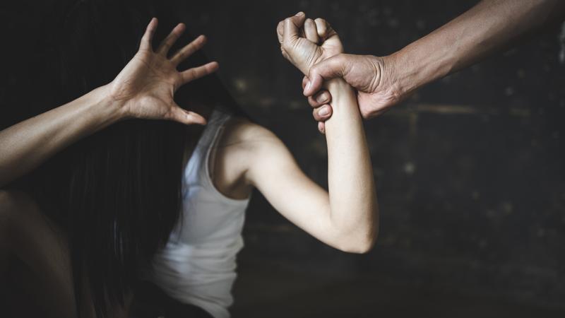 軍人闖前女友住處威脅「被砍死或被性侵」。(圖/Shutterstock達志影像)