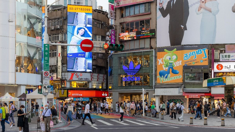 西門町又傳出水果攤消費糾紛。(圖/Shutterstock達志影像)