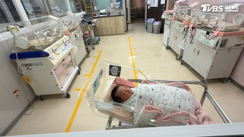 台安醫院3名國慶寶寶,1男1女1待產中。(圖/TVBS)