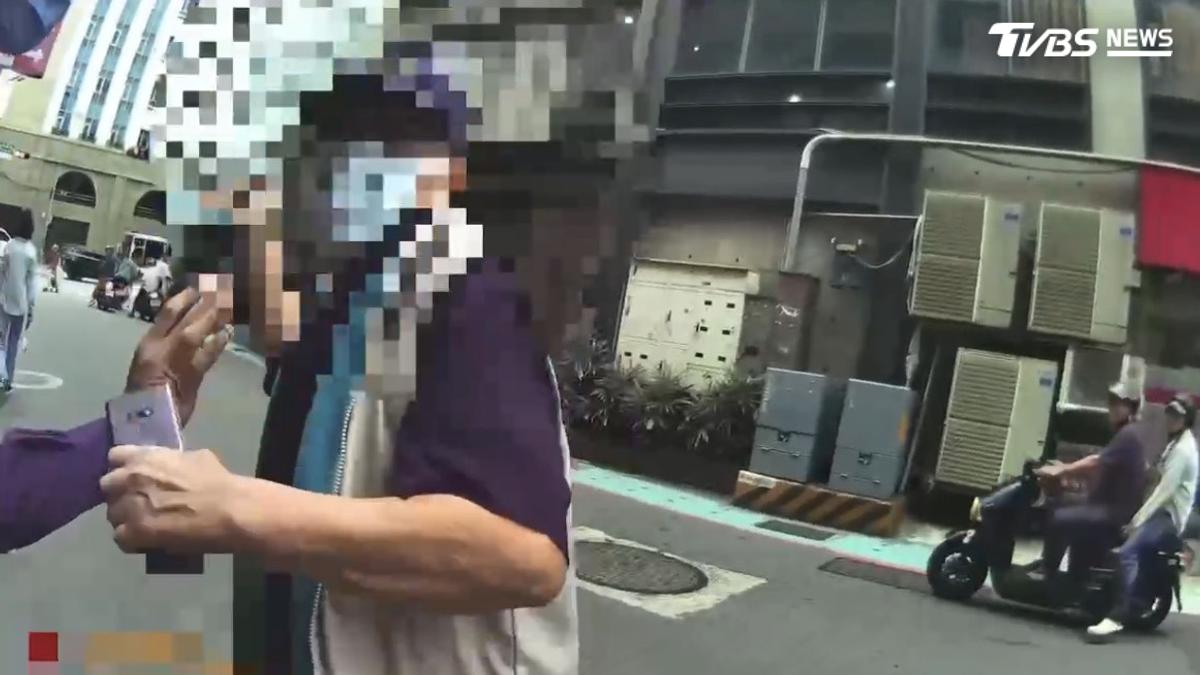 蘆洲翁酒後收詐騙簡訊大鬧藥局 還作勢打警:林北嘎哩晶落