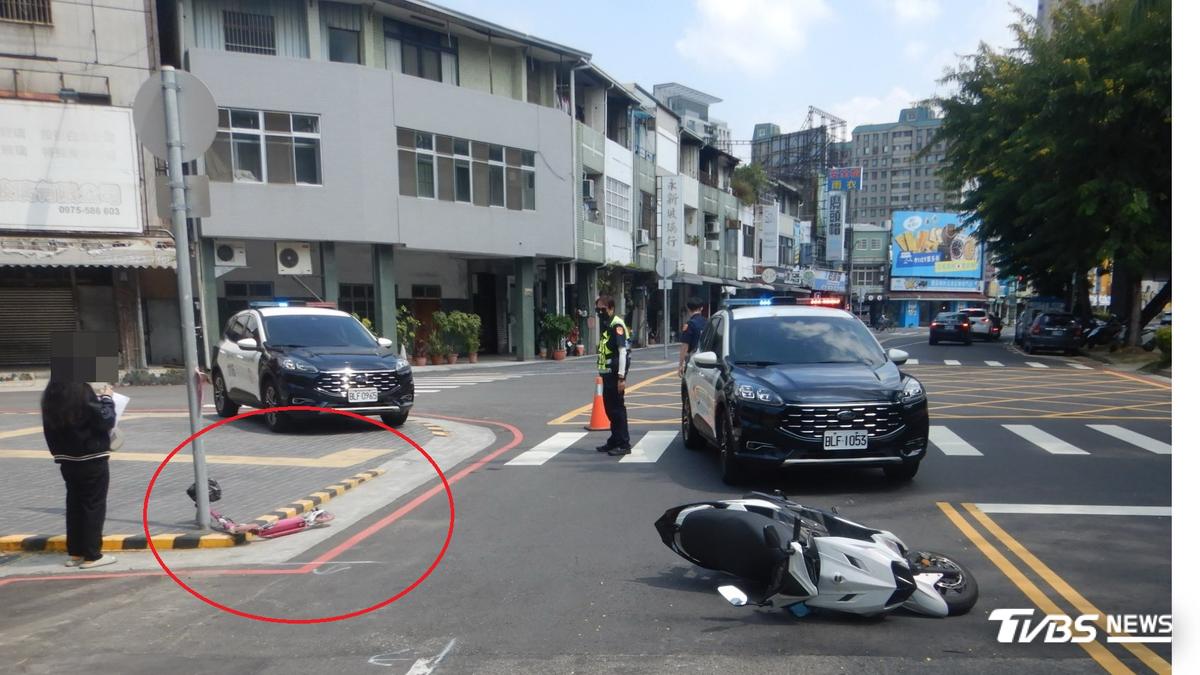 台中9歲女童「滑板車過馬路」被機車撞飛全身傷 家長慘吃罰單