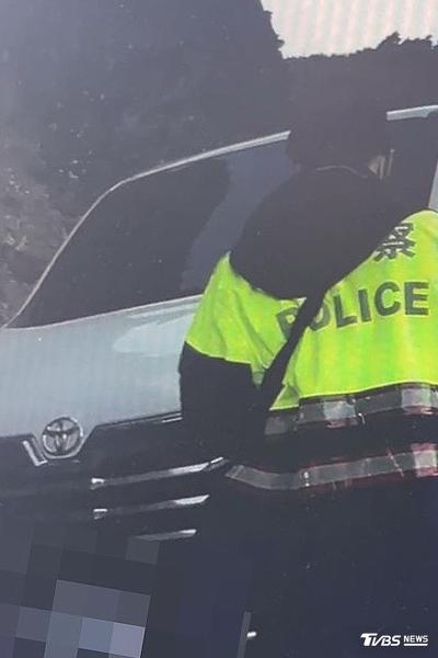 雙十連假合歡山塞爆畫面曝 水晶宮路段違停警今天舉發27件