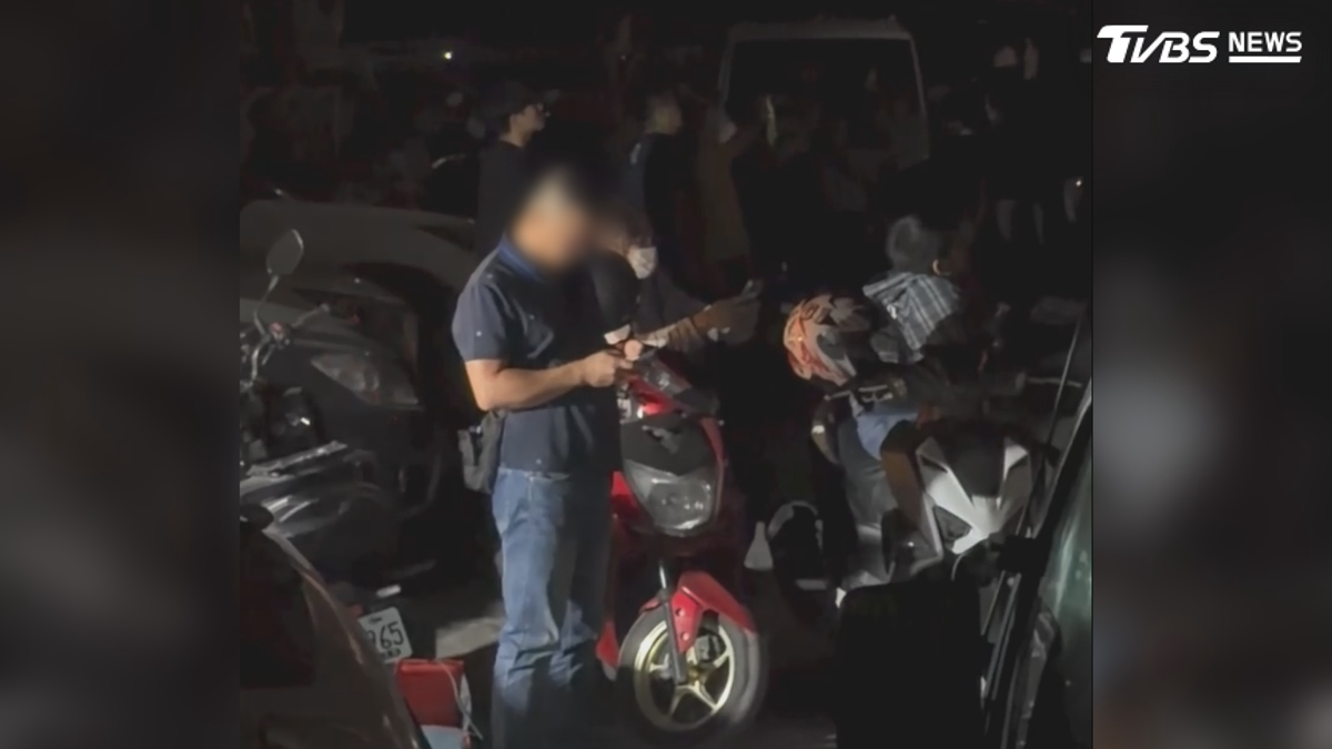 國慶焰火無人機墜落 砸傷民眾手臂