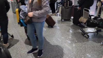 電子入境卡反害慘!台人赴日排1小時 「紙本通關」竟秒過