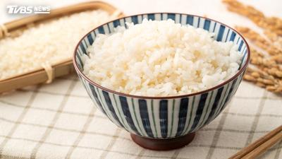 減重免戒白飯!醫曝黃金進食順序:「先吃這盤」血糖不狂飆