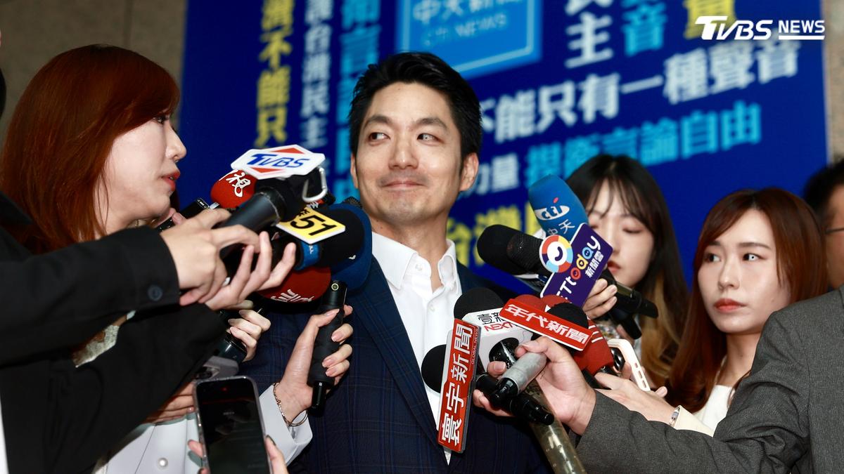 沈伯洋指松機遷移「三難題未解」 蔣萬安駁:張景森也贊成