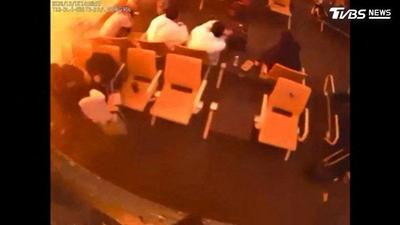 胡塞連襲沙烏地機場! 伊朗背後主導 專家:趁川普猶豫爭籌碼