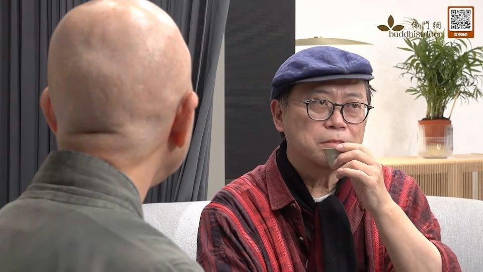 廖安麗前夫葉青霖罕見地與弟弟葉錦添同台接受訪問。（圖／翻攝自YouTube＠佛門網 Buddhistdoor）