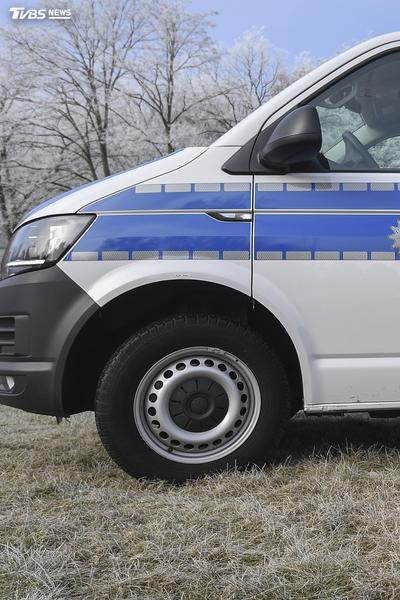 拿命換治安!英國4英雄警犬獲殊榮 昂貴醫療費拋出「退役保障」新課題