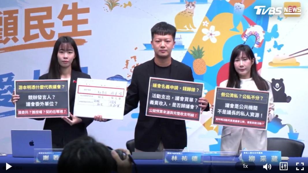 黃阿瑪吸人潮也惹議,場地申請、經費掀攻防。(圖/TVBS)