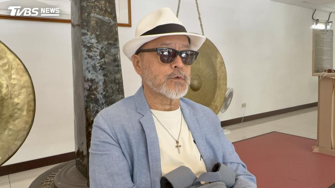 資深藝人班鐵翔在西門町徒步區斜坡摔傷骨折,提告土地所有權人涉嫌過失傷害。(圖/潘千詩攝)