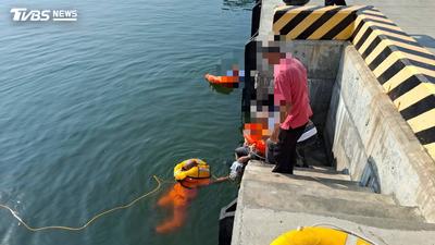高雄男失足落海!7旬老父「跳海仍救不回」 緊握兒冰冷手崩潰