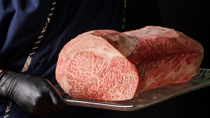 東京百年壽喜燒買一送一!慶登台周年,日期中1數字套餐下殺9折。(圖/業者提供)