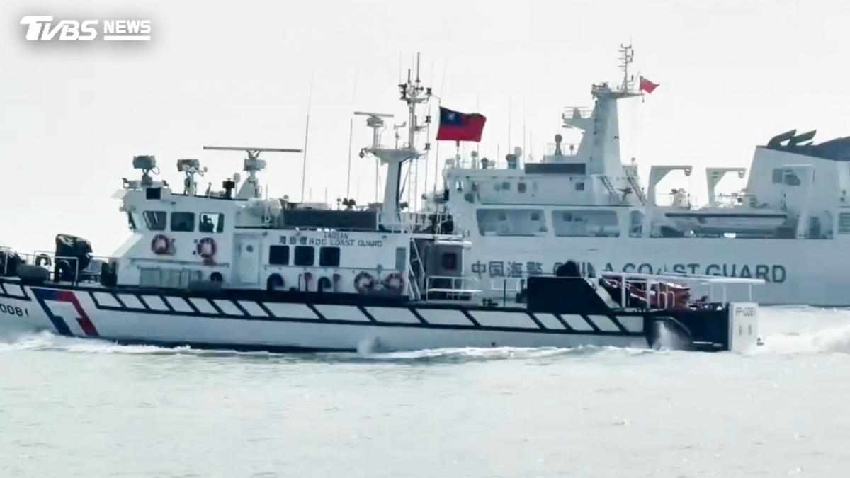 國慶後再擾台!中國海警4船闖金門海域 海巡艇1對1併航驅離